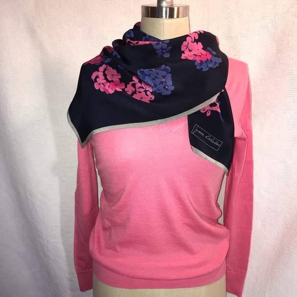 Banana Republic pink XS merino wool vneck sweater - Picture 7 of 8